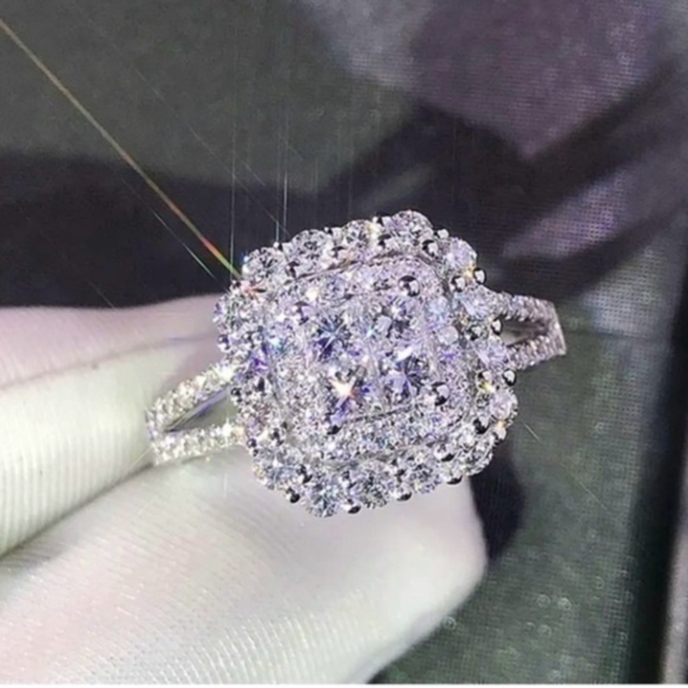 925 Sterling Silver Pave Diamond Luxury Ring